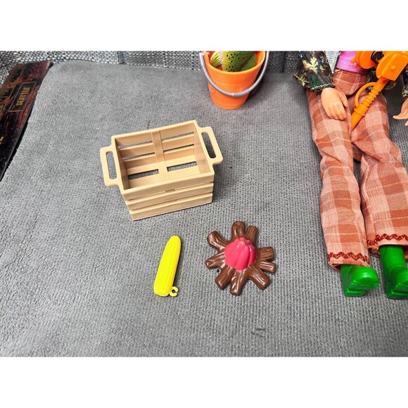 Bass Pro Shops Kelly Doll Fishing Bucket Pole Camping Treehouse Kids Toy Lot - Picture 5 of 16